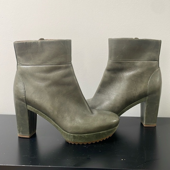 Ecco shoes platform leather boots dark green olive chunky heel booties sz 8.5 - Picture 2 of 13